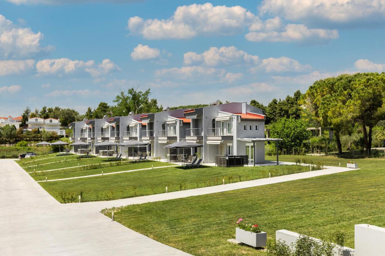 V Luxury Apartments Posidi Exterior photo
