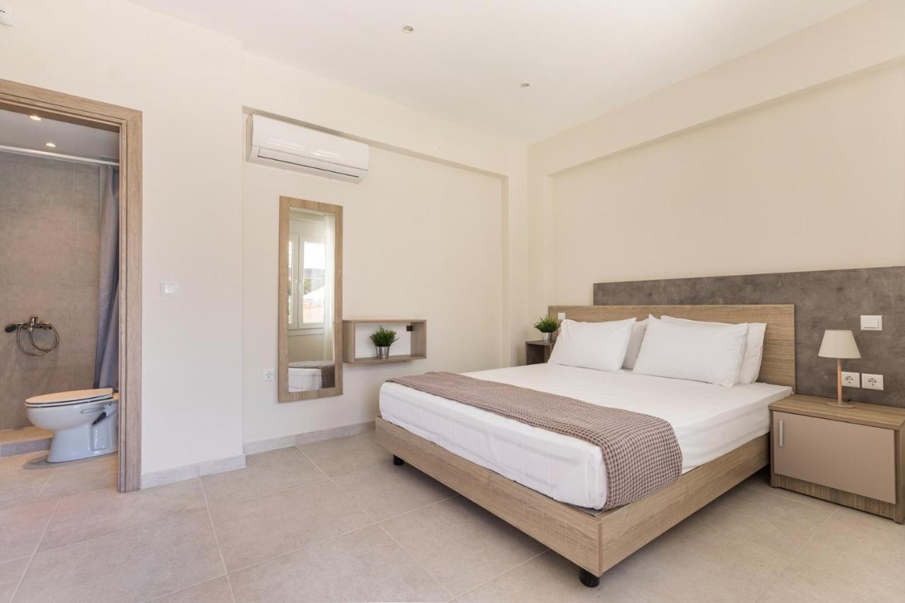 V Luxury Apartments Posidi Exterior photo